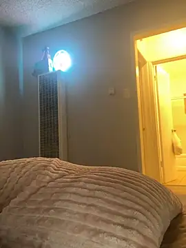 PrincessRayari webcam