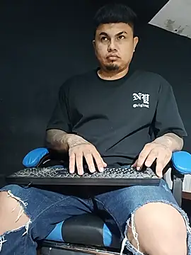 DickMasterfindom webcam