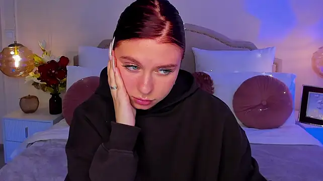 LizyBex webcam