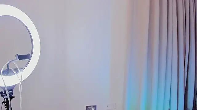 sakura_Gomez