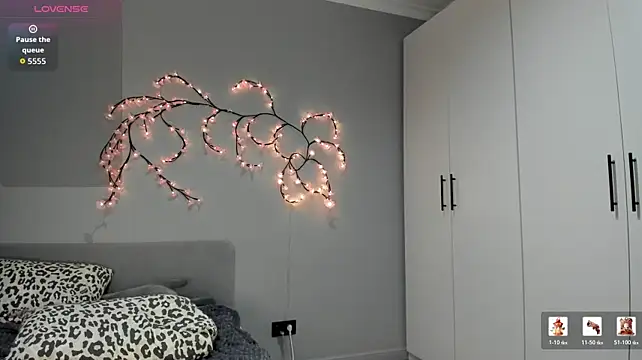HelenBlazeTrt webcam