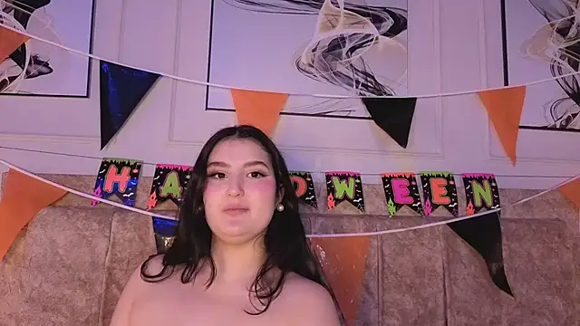 zoe_moon__