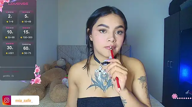 mia_zafirr