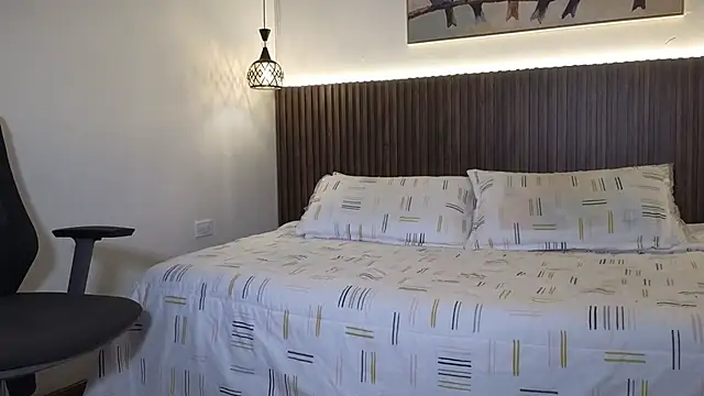 victoria_vg live cam preview