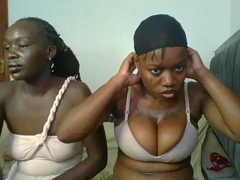 Nasty_Tetty live cam preview