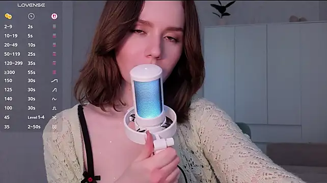 cherishedwish live cam on StripChat