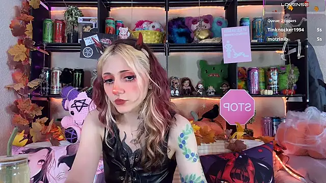 _Devill_Baby webcam