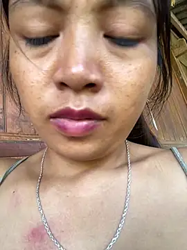 Quynquynsexy webcam