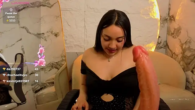 lia_harper_t