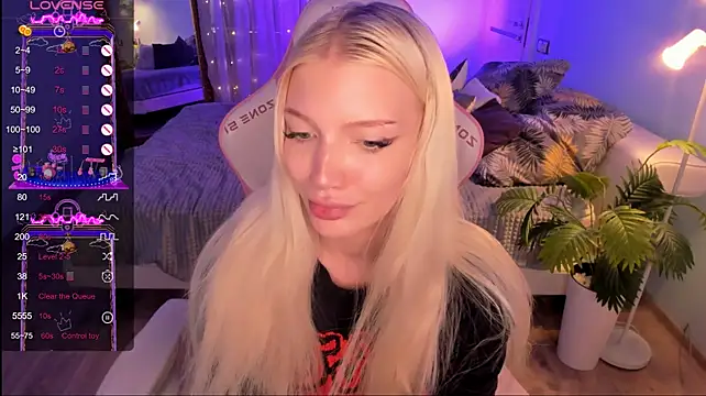 AnyaTaylor_