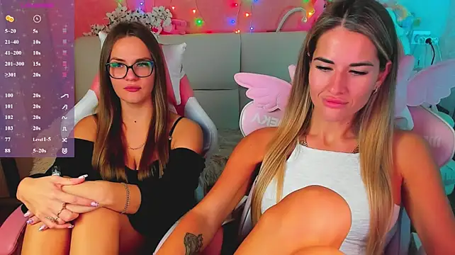 hotty_girls_here webcam