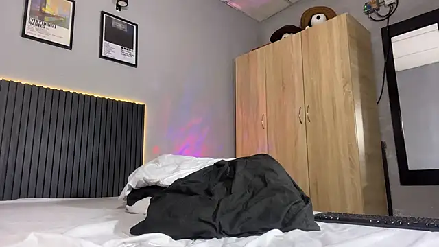 Leo_Savage_ live cam on StripChat