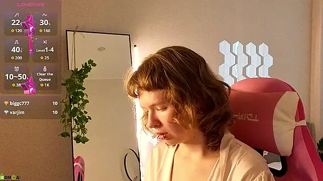VioletDesiree webcam