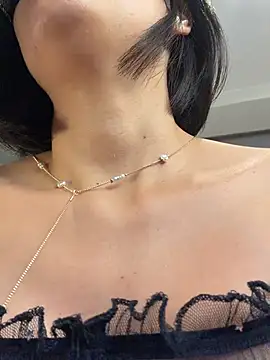 SeleneHale webcam