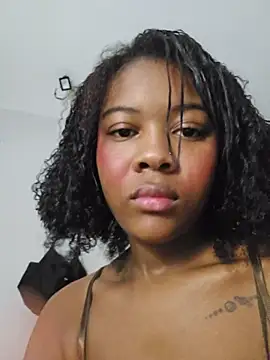 OriannaJames webcam