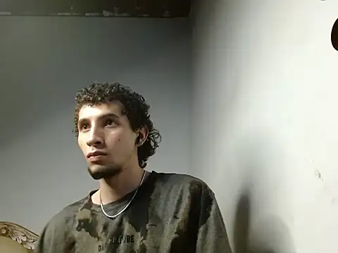 baby_hot2104 webcam