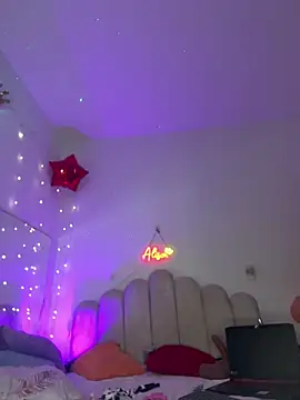 AlisonHoot69 webcam