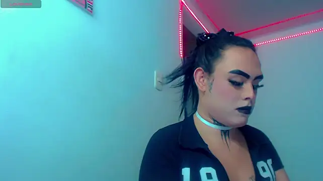 Perla_Hotcortes webcam