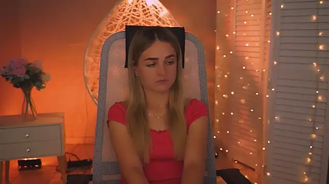 DeboraLarson webcam