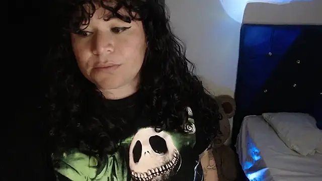 ANGELIQUE_KLANE