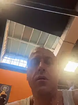 Lecatore80 live sex cam