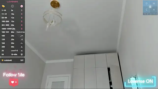 MinaDiamondd webcam
