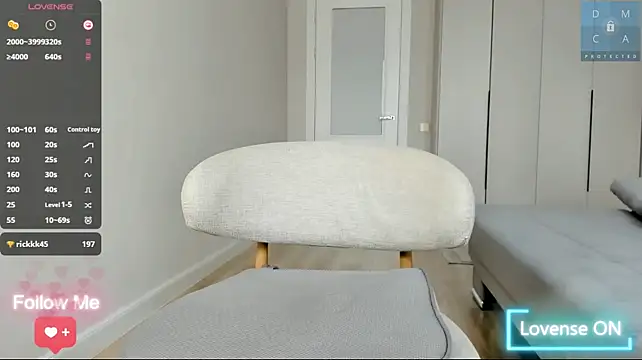 MinaDiamondd webcam
