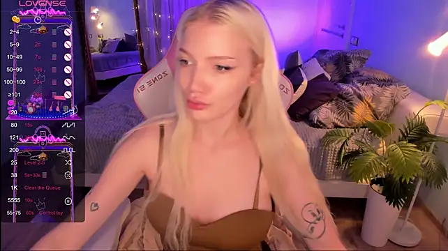 AnyaTaylor_