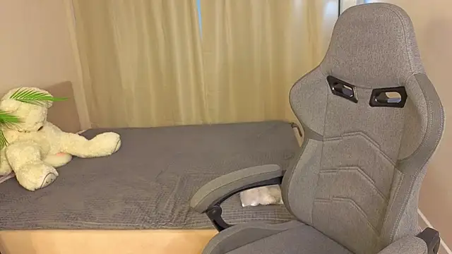 lalyasirin live cam preview