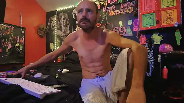 daddyandsplashqueen (Ask my age) - Flash titties