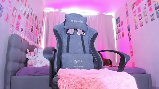 Eva_Harper webcam
