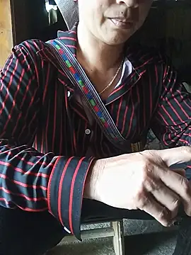 Linda-04 webcam
