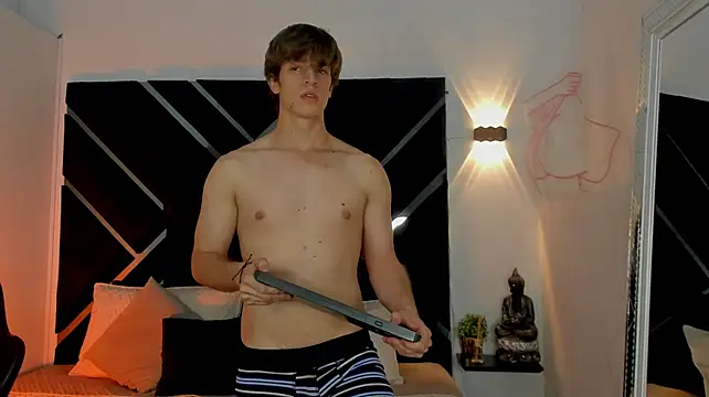 Ostin_Saints live sex cam