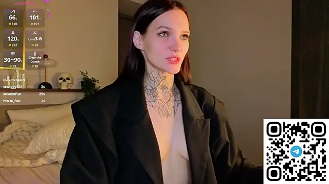 Selena_Sharp