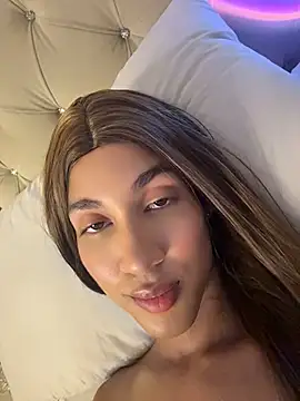 Chloe_Celeste