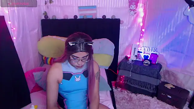Nikol_Twink02