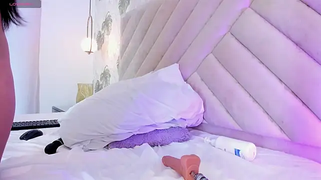 EmmaWatson-1 live cam preview