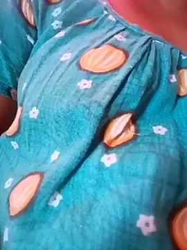 hottyroyp live cam preview