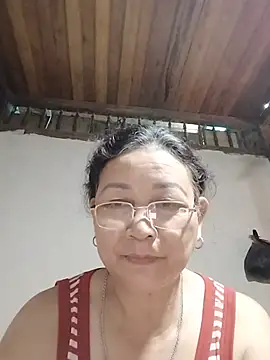 Lena_9x webcam