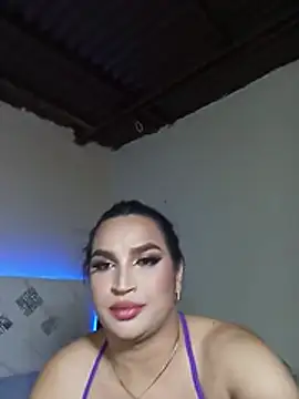 kylieloliskiss webcam