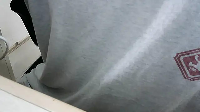 XiaoGuoGuo284512 webcam