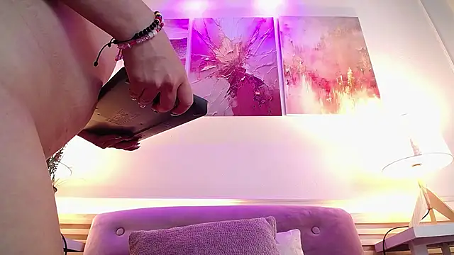 AdharaSloppy webcam
