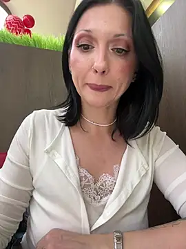 RoxySantaMonica live cam on StripChat