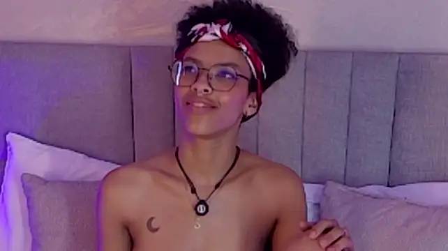 sophie_rojas webcam