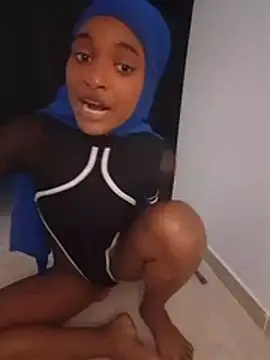 Amira_Alzahra webcam