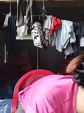 Emma-aaaa webcam