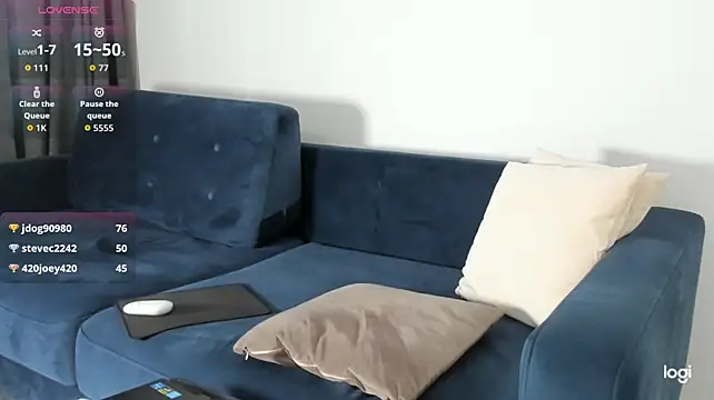 AmelinaLove live cam preview