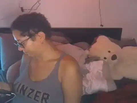 HotCoCo600 live cam preview