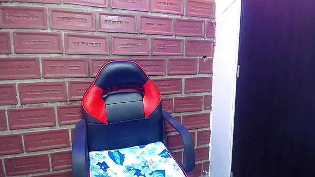 esmeralda_bigass19