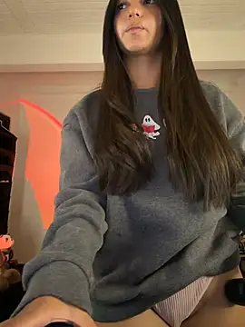 aly_golden_ live sex cam